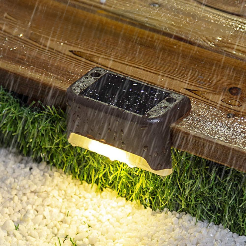 Ledsen™ EcoLight: Solar Powered Outdoor Light
