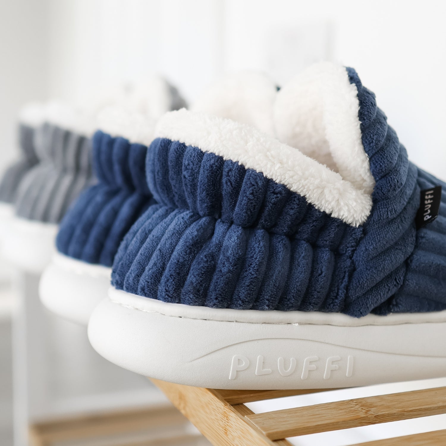 Happy™ CozySlippers: Unisex Winter Footwear Comfortable Warm Slippers