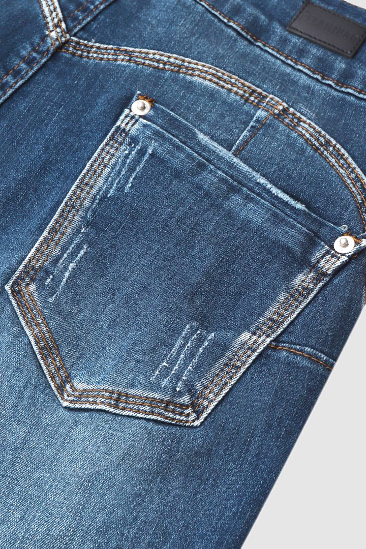 Icone™ KneeDenim: Stretchable Stylish Knee Length Denim Pants