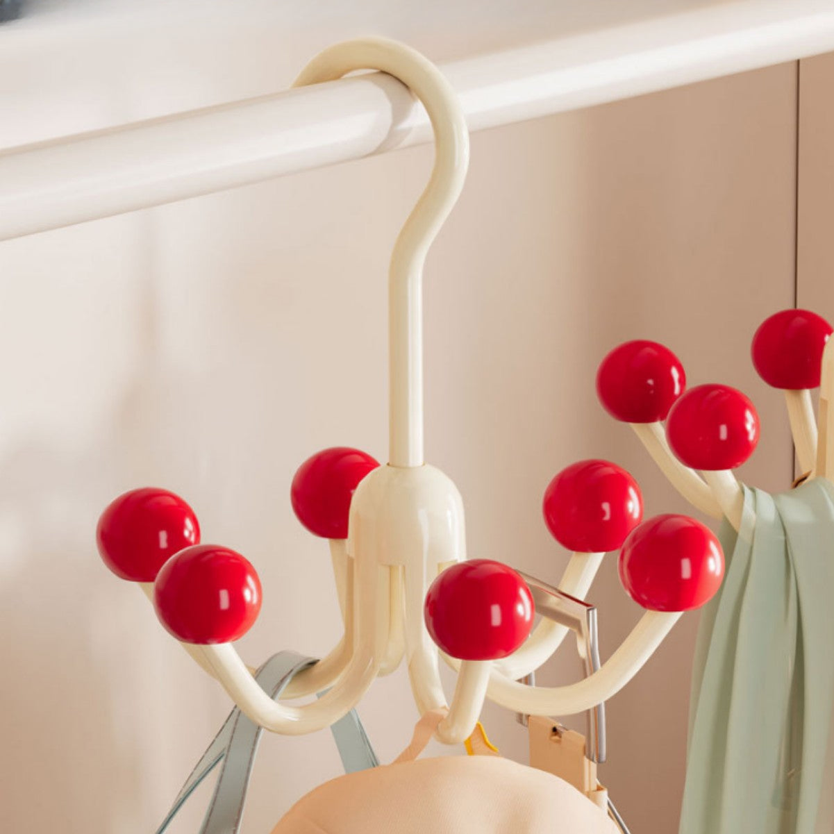 GlideHold® HangerHooks: 360° Swivel 6 Claw Hooks Closet Organizer Hanger