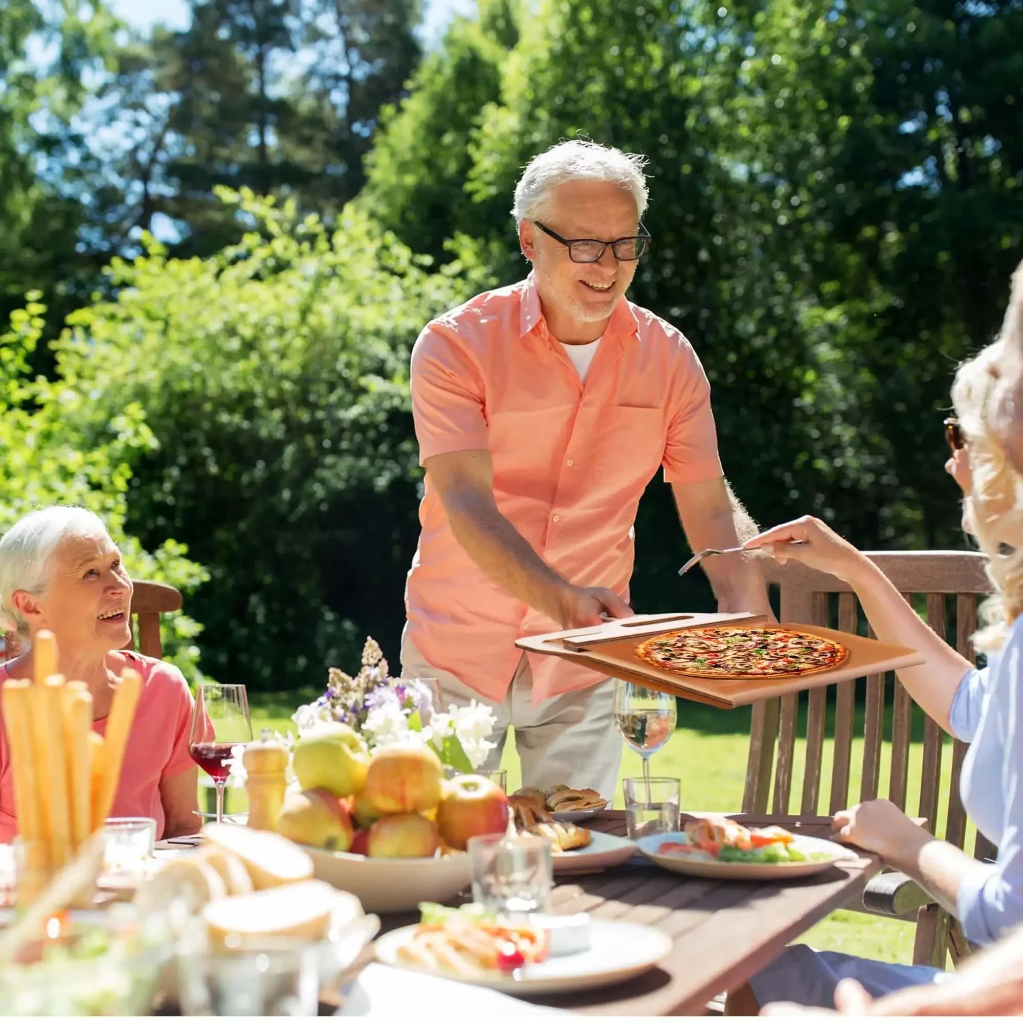 Globetrek° PizzaPeel: High-Quality Non-Stick Pizza Slide Peel  Kitchen Tool