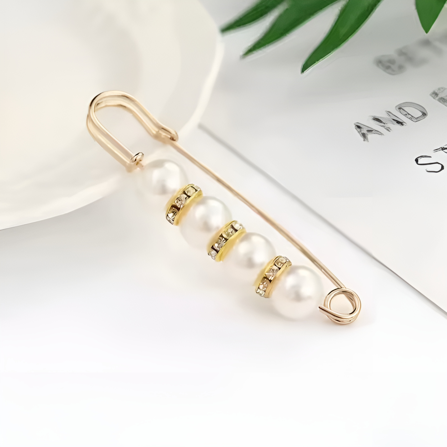 Jewelance™ BroochPin 1+1 FREE: Elegant Stylish Pearl Safety Pin Brooches Set