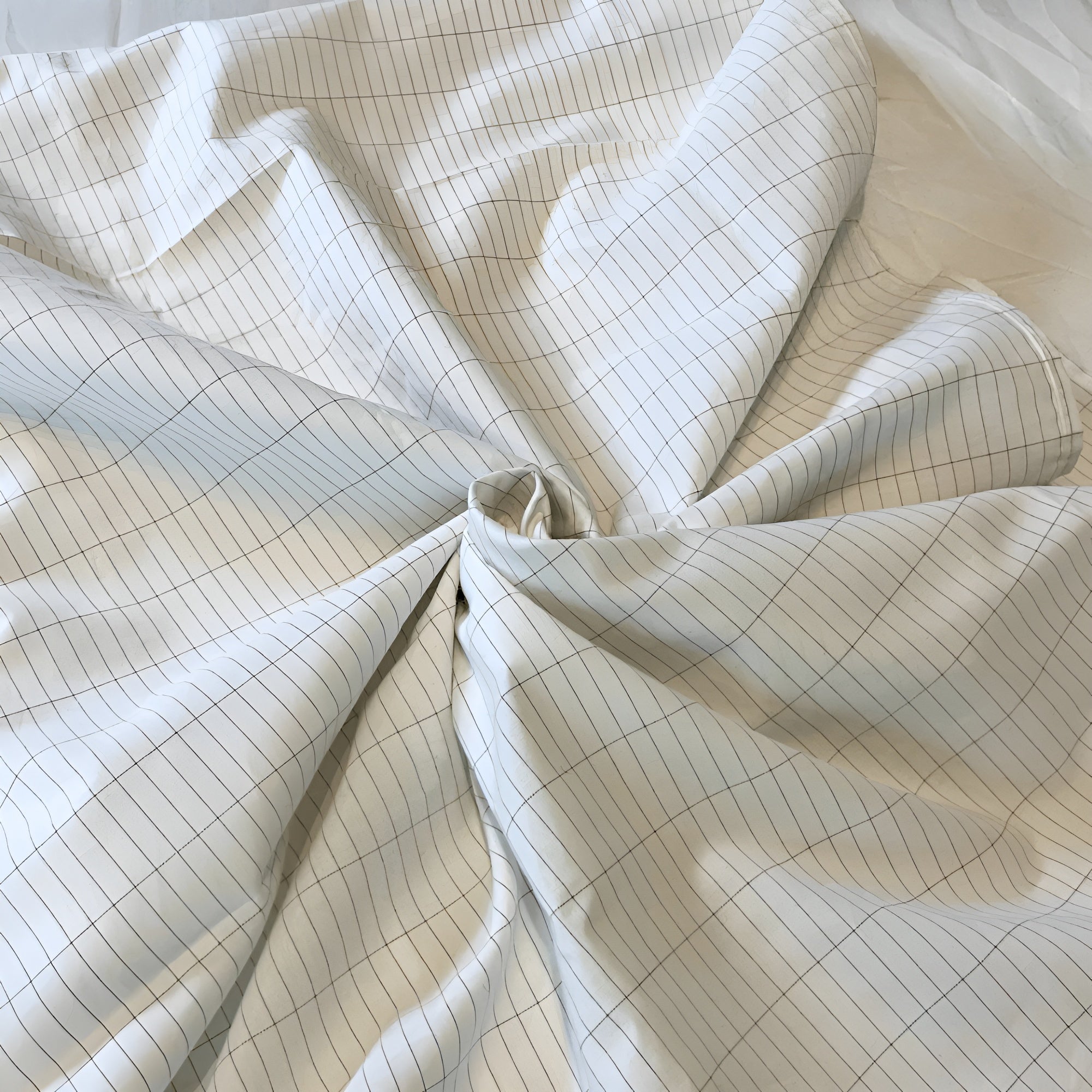 Globetrek° GroundingSheet: Sleep Enhancing Grounding Bed Sheet